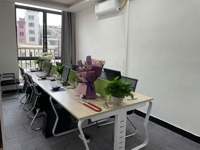 路通教育咨询（东莞） 专业信息咨询，助力前行之路